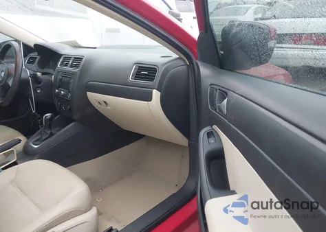 2014 Volkswagen Jetta 1.8T Se from USA, damaged, VIN 3VWD17AJ3EM293425